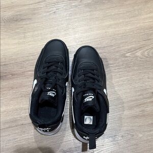 Nike Air Max Black and White Outsoles